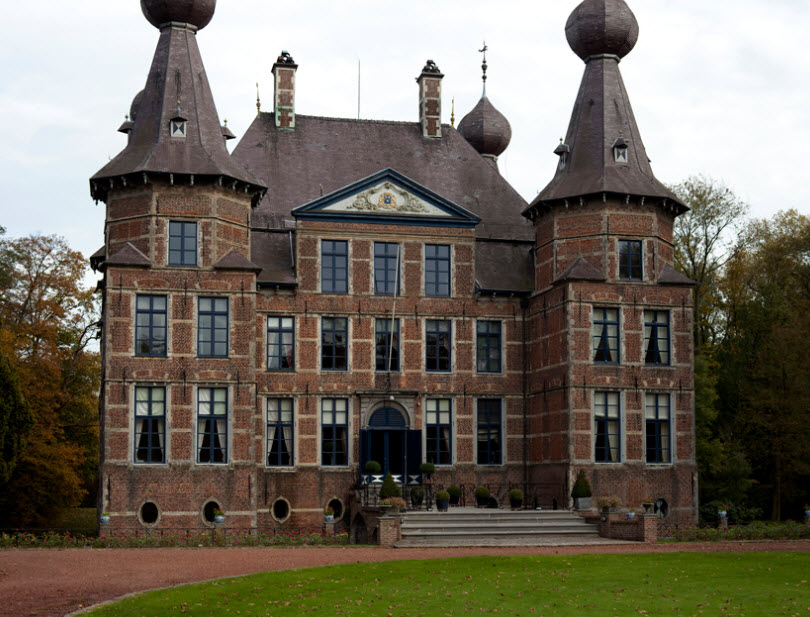Kasteel Van Kruishoutem, Belgium
